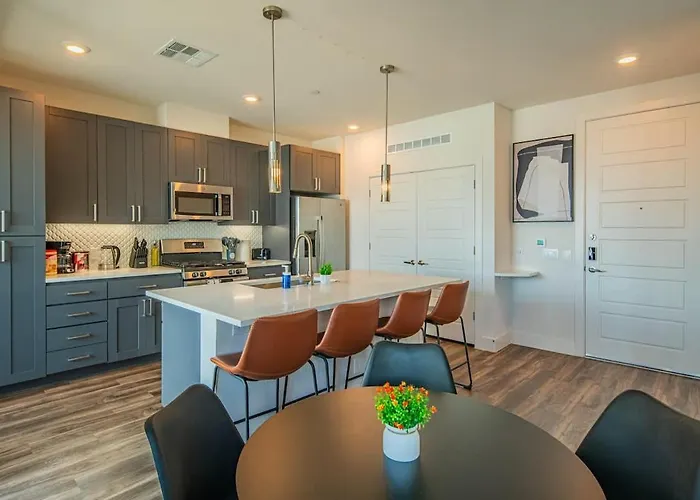 Apartment Serene 1br Kierland Commons, Tpc Golf, Pool, Gym, W-d